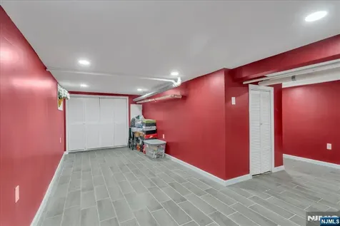 644 Valley Brook Avenue Lyndhurst NJ 07071