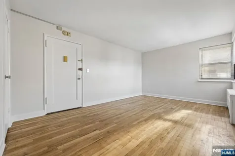 2329 Hudson Terrace Fort Lee NJ 07024