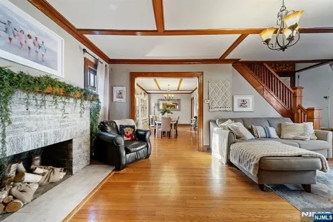 81 Vreeland Avenue Midland Park NJ 07432