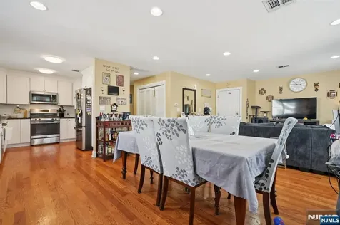 38 Centre Street Nutley NJ 07110