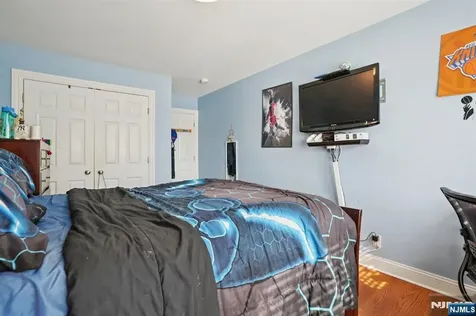 38 Centre Street Nutley NJ 07110