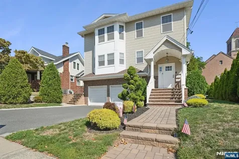 38 Centre Street Nutley NJ 07110