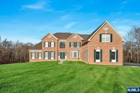 48 Flagstone Hill Road Wantage NJ 07461