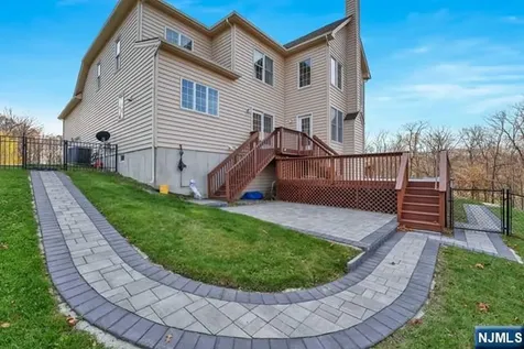 48 Flagstone Hill Road Wantage NJ 07461