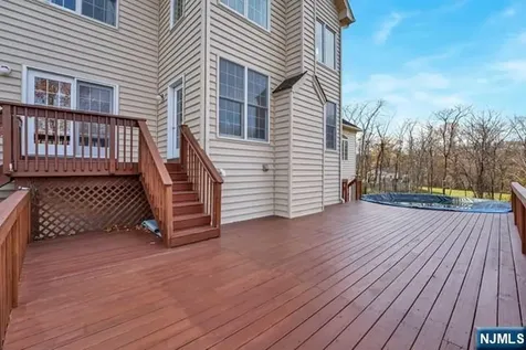 48 Flagstone Hill Road Wantage NJ 07461