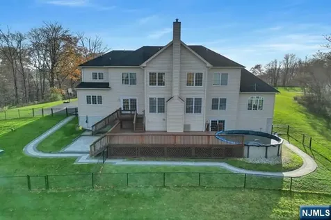 48 Flagstone Hill Road Wantage NJ 07461