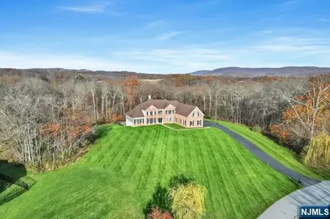 48 Flagstone Hill Road Wantage NJ 07461