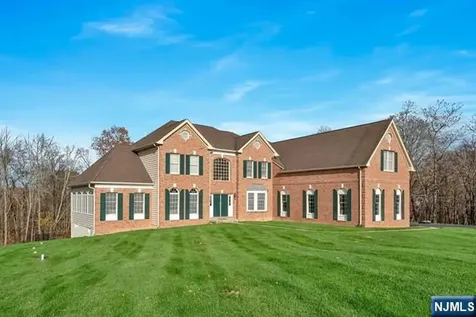 48 Flagstone Hill Road Wantage NJ 07461