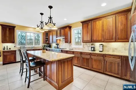 48 Flagstone Hill Road Wantage NJ 07461