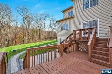 48 Flagstone Hill Road Wantage NJ 07461
