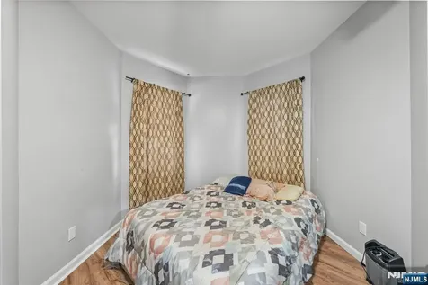 38-40 Nairn Place Newark NJ 07108