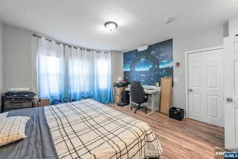 38-40 Nairn Place Newark NJ 07108