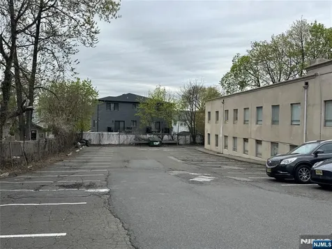 227 Grand Palisades Park NJ 07650