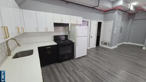 62-64 Lafayette Street Paterson NJ 07501