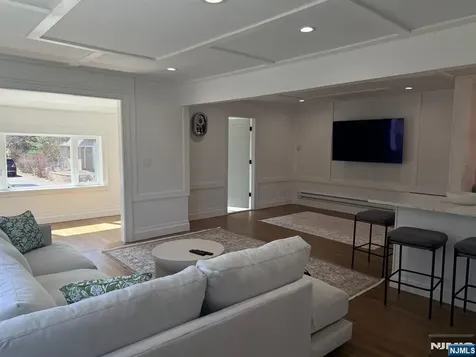 91 Columbus Drive Tenafly NJ 07670