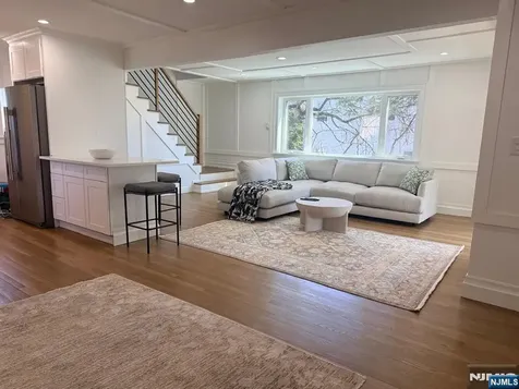 91 Columbus Drive Tenafly NJ 07670