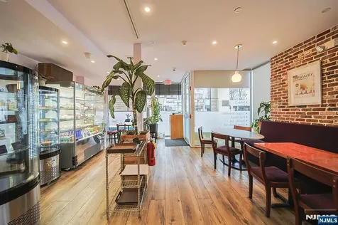 325 Broad Avenue Palisades Park NJ 07650