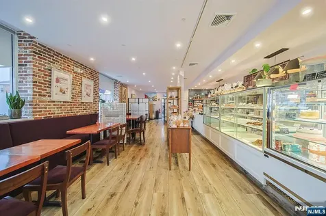 325 Broad Avenue Palisades Park NJ 07650