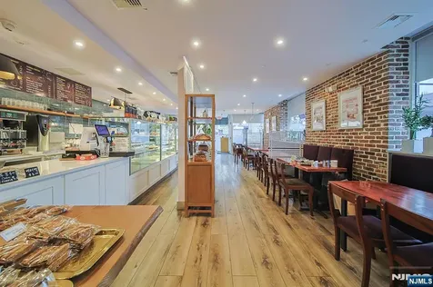 325 Broad Avenue Palisades Park NJ 07650