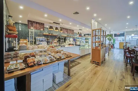 325 Broad Avenue Palisades Park NJ 07650