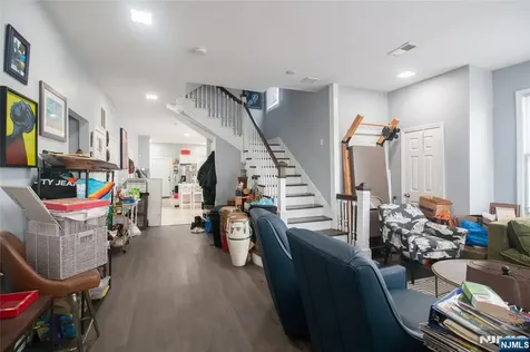 625 Park Avenue East Orange NJ 07017