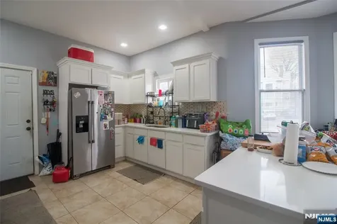 625 Park Avenue East Orange NJ 07017