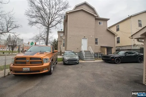 625 Park Avenue East Orange NJ 07017