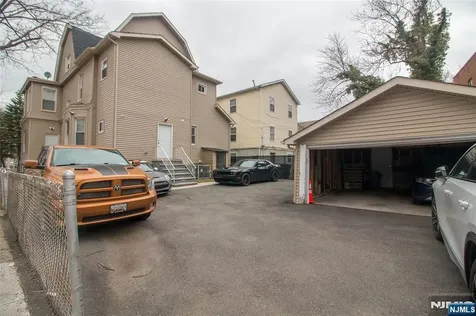 625 Park Avenue East Orange NJ 07017