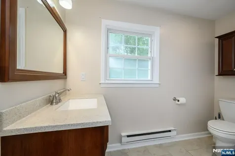1 Running Hills Drive Newton NJ 07860