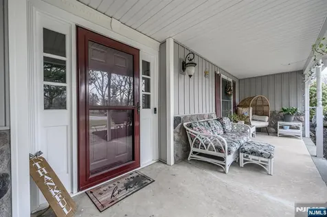 1 Running Hills Drive Newton NJ 07860