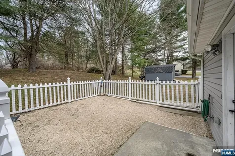 1 Running Hills Drive Newton NJ 07860