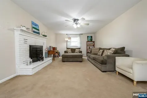 1 Running Hills Drive Newton NJ 07860