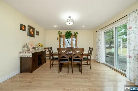 1 Running Hills Drive Newton NJ 07860