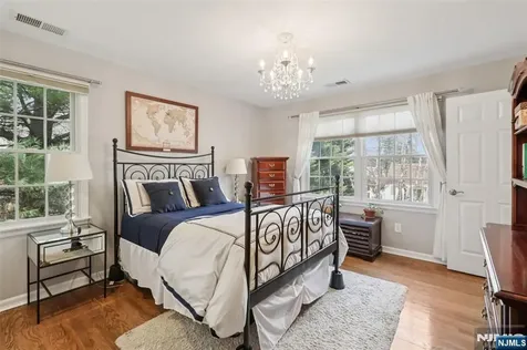 191 Hillside Avenue Wyckoff NJ 07481