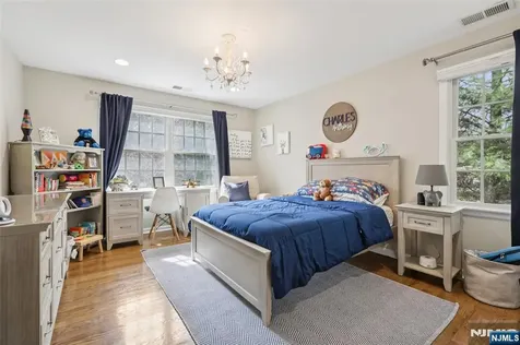 191 Hillside Avenue Wyckoff NJ 07481