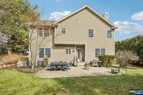 191 Hillside Avenue Wyckoff NJ 07481