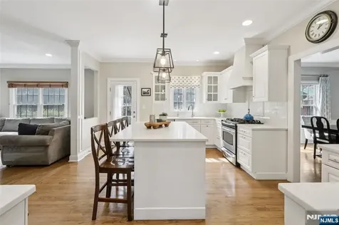 191 Hillside Avenue Wyckoff NJ 07481
