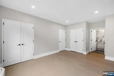 7101 River Road North Bergen NJ 07047