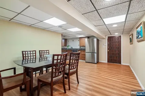 35 Grandview Avenue Upper Saddle River NJ 07458