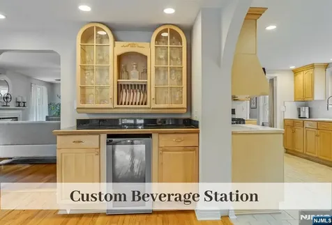 76 Carlton Avenue Ho-ho-kus NJ 07423