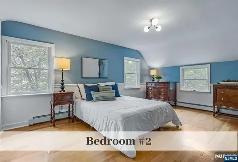 76 Carlton Avenue Ho-ho-kus NJ 07423
