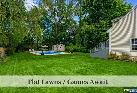 76 Carlton Avenue Ho-ho-kus NJ 07423