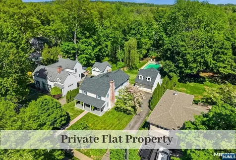 76 Carlton Avenue Ho-ho-kus NJ 07423