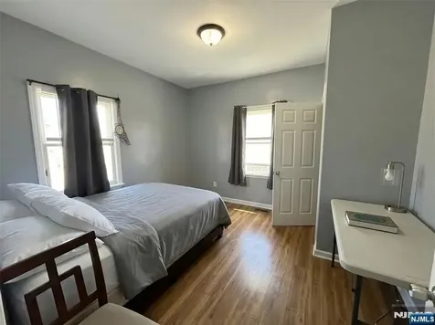 237-239 6th Avenue Newark NJ 07107