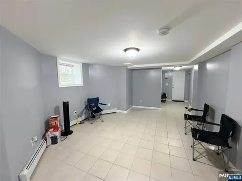 237-239 6th Avenue Newark NJ 07107