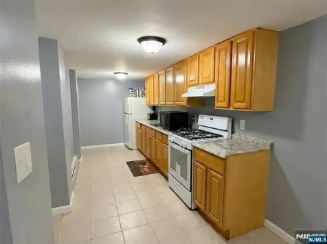237-239 6th Avenue Newark NJ 07107