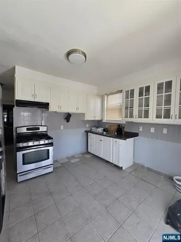 1052 Grove Street Irvington NJ 07111