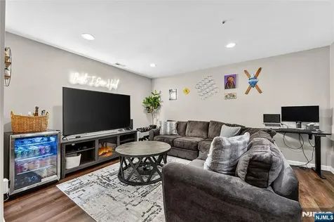 224 Cambridge Drive Ramsey NJ 07446