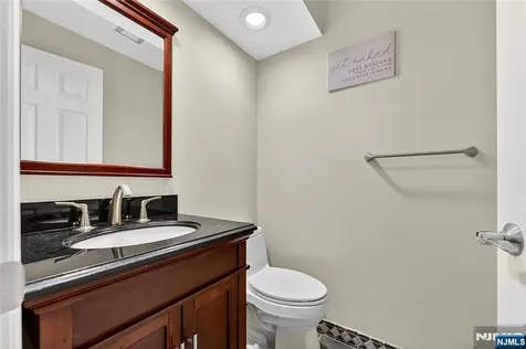 224 Cambridge Drive Ramsey NJ 07446
