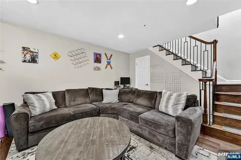 224 Cambridge Drive Ramsey NJ 07446